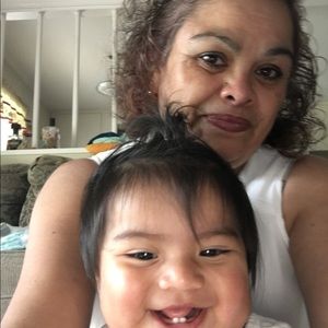 Meet your Posher, Reyna